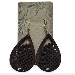 🛍️3/$15 Brown Laser Cut Wood Teardrop Sunflower Earrings